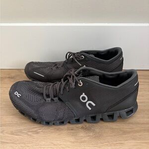 On Running Men's Black Athletic Shoes